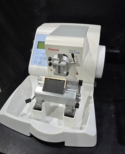 Thermo MICROM HM 340E Microtome 판매합니다.