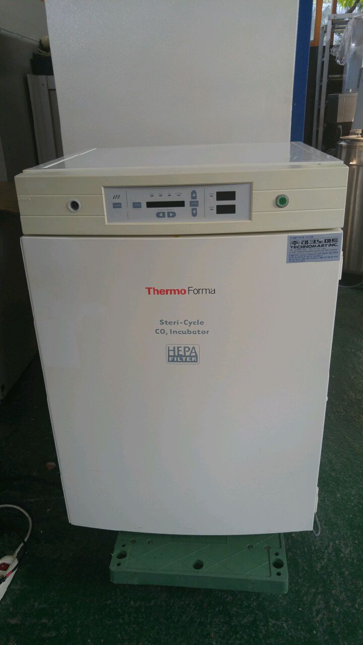 FORMA CO2인큐베이터 판매합니다.[371]